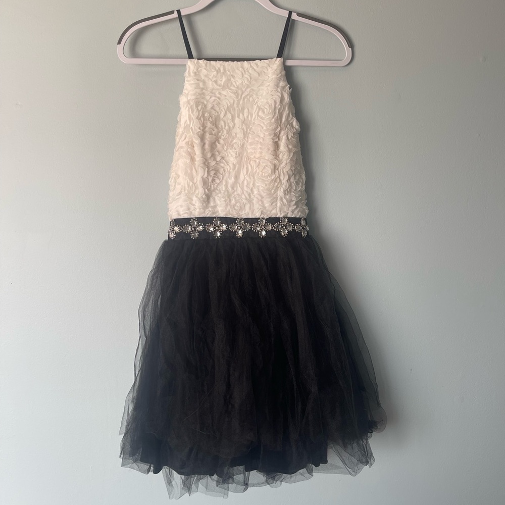 Juniors Formal Dress with White Flower Mesh Design Top and Built in Bra